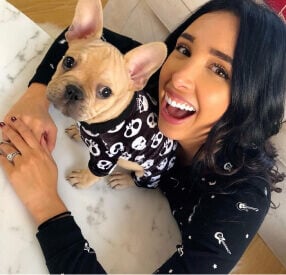 Mariale, influencer and Pack Leader Dogs client.